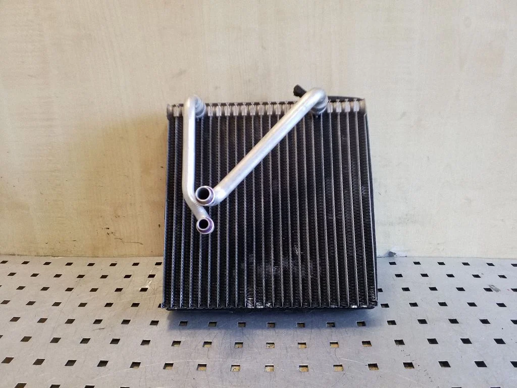 Air conditioning (A/C) radiator (interior)
