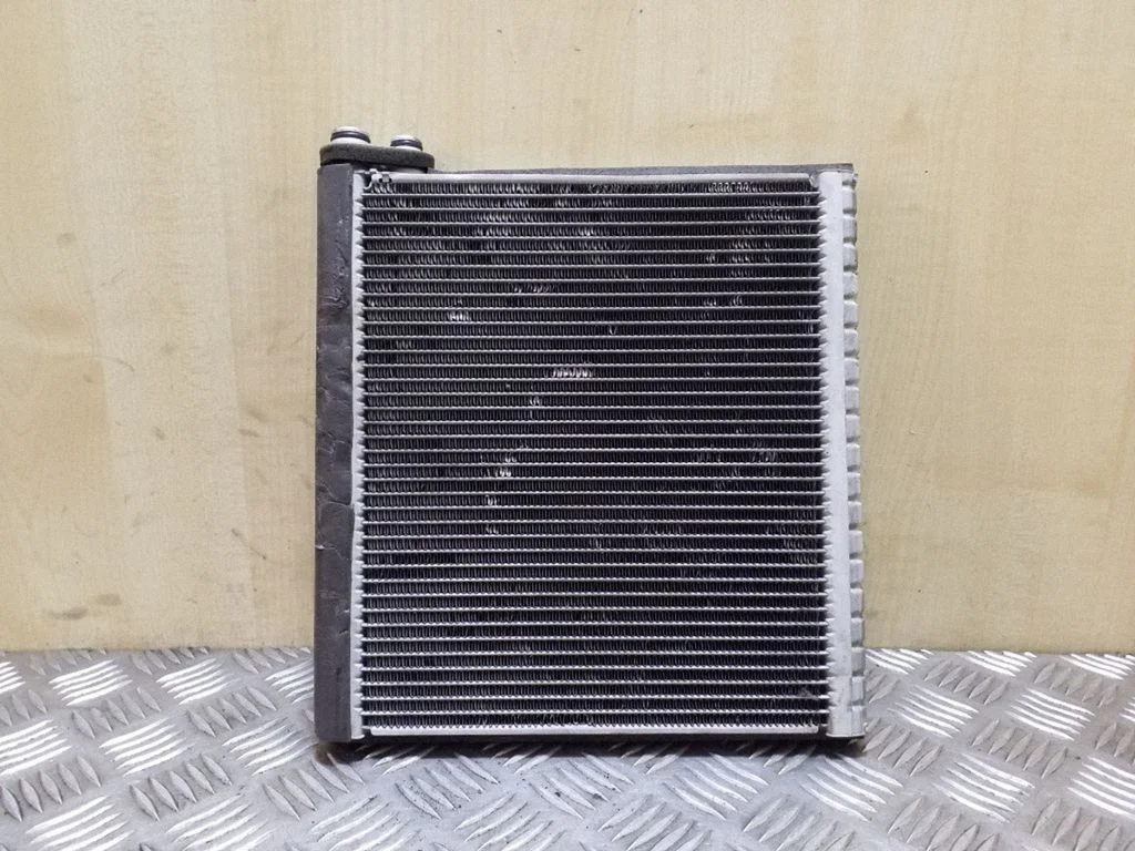 Air conditioning (A/C) radiator (interior) – Toyota Corolla E120 E130 (2004-2007)