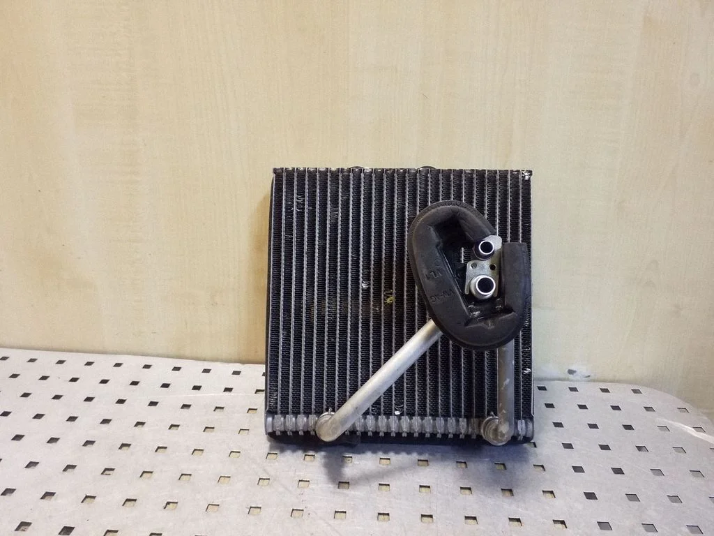 Kliimaseadme radiaator (salongis)