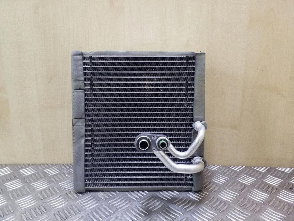 Air conditioning (A/C) radiator (interior) 52423268