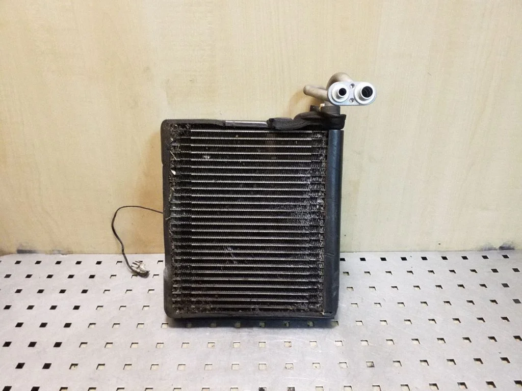 Kliimaseadme radiaator (salongis)