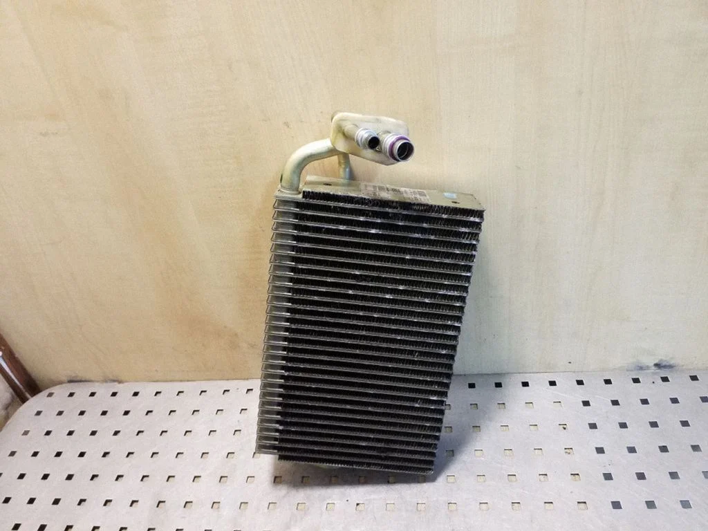 Kliimaseadme radiaator (salongis) – Mercedes-Benz E-klass W211 (2002-2009)