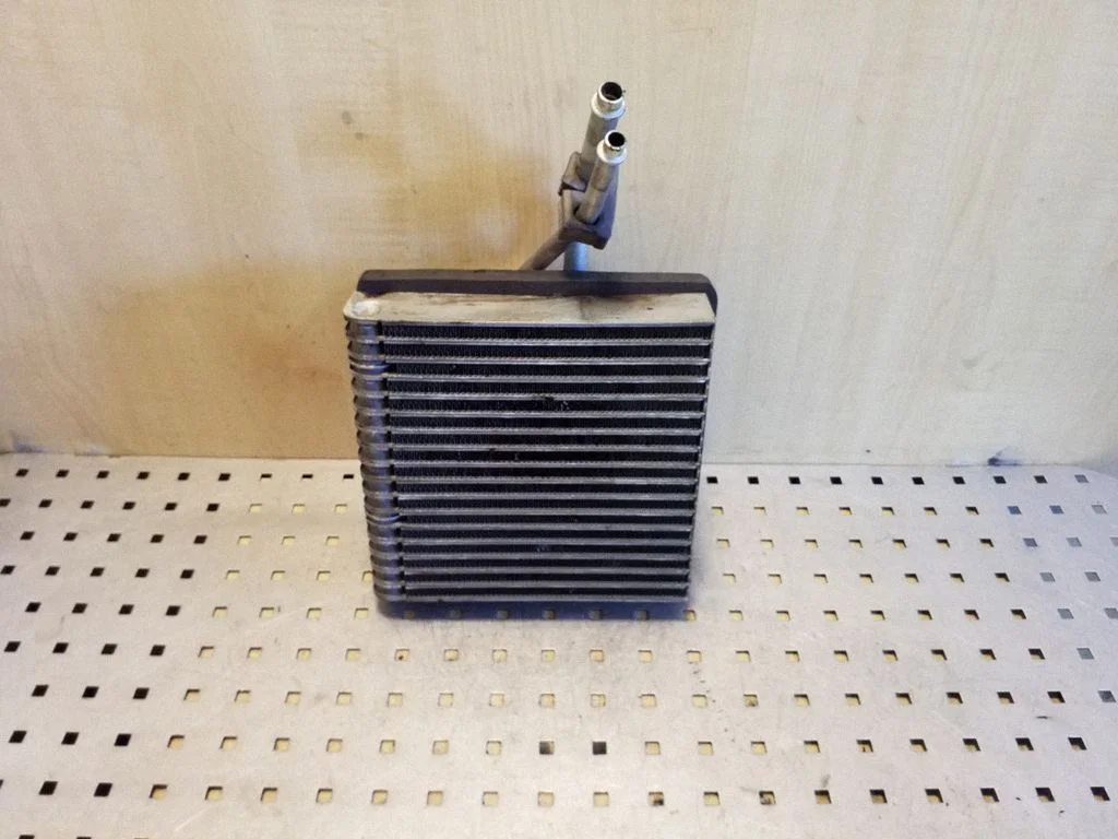 Air conditioning (A/C) radiator (interior)