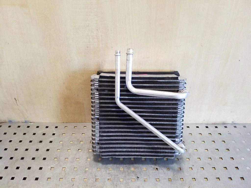 Kliimaseadme radiaator (salongis)