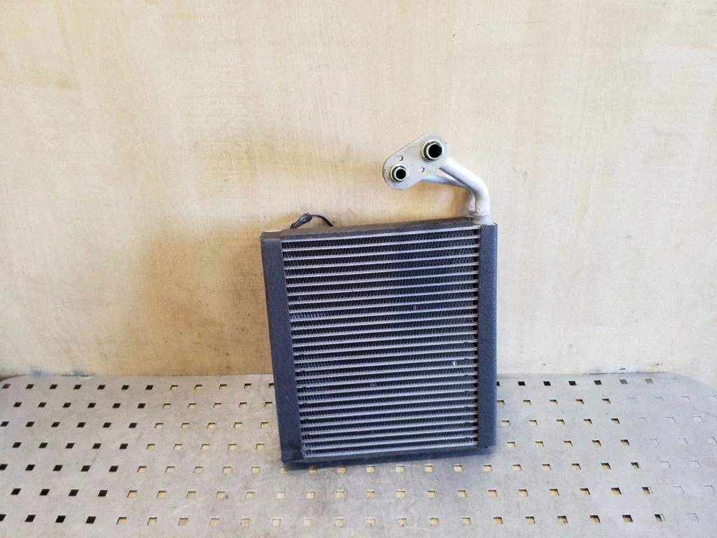 Kliimaseadme radiaator (salongis)