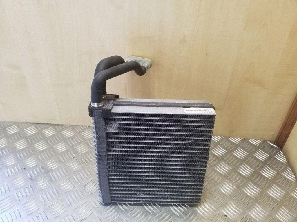 Air conditioning (A/C) radiator (interior) 4N5H19860BE