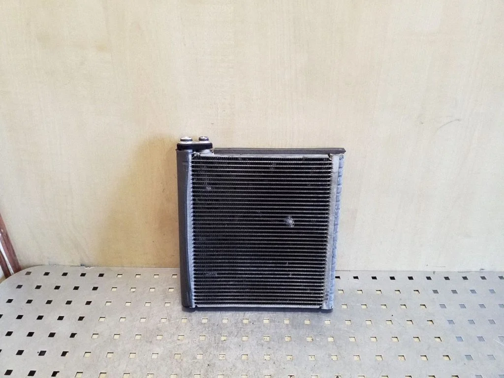 Air conditioning (A/C) radiator (interior)
