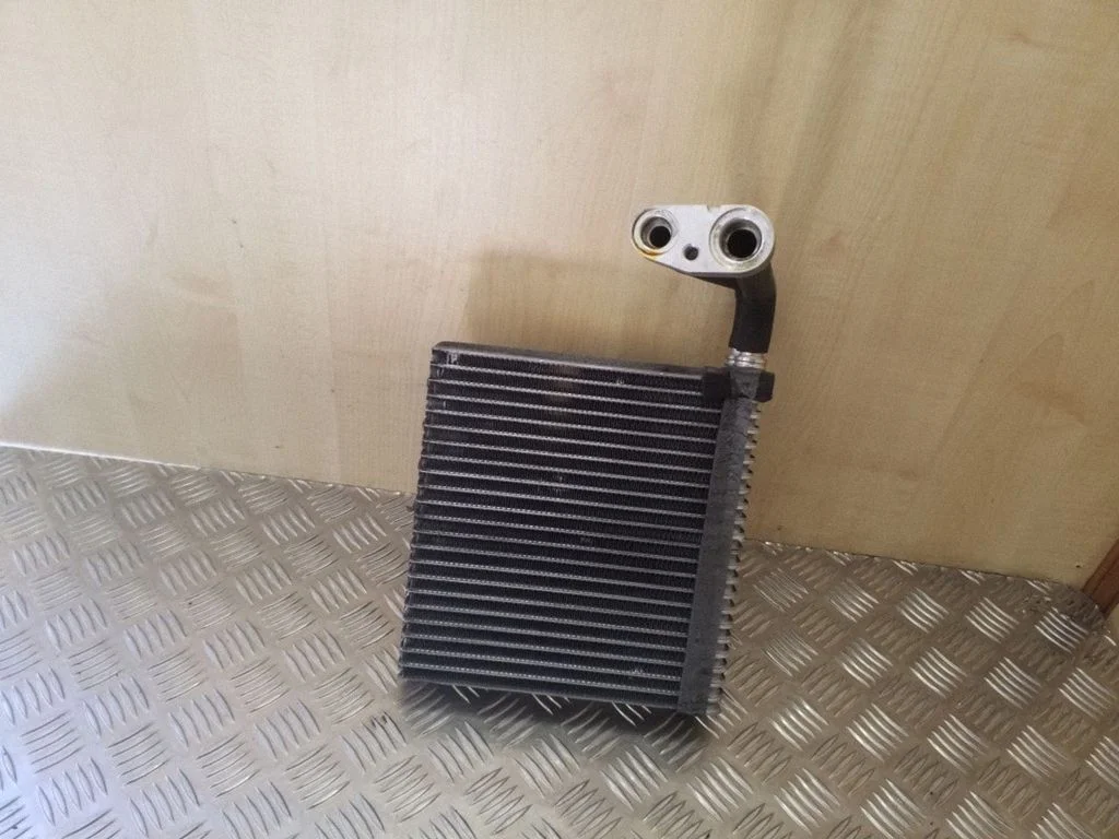Kliimaseadme radiaator (salongis) – Ford Focus C-MAX (2003-2010)