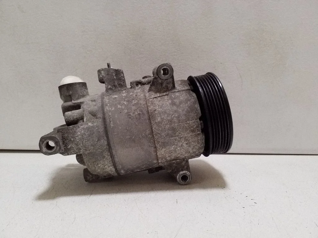 Sprężarka klimatyzacji 5Q0820803D