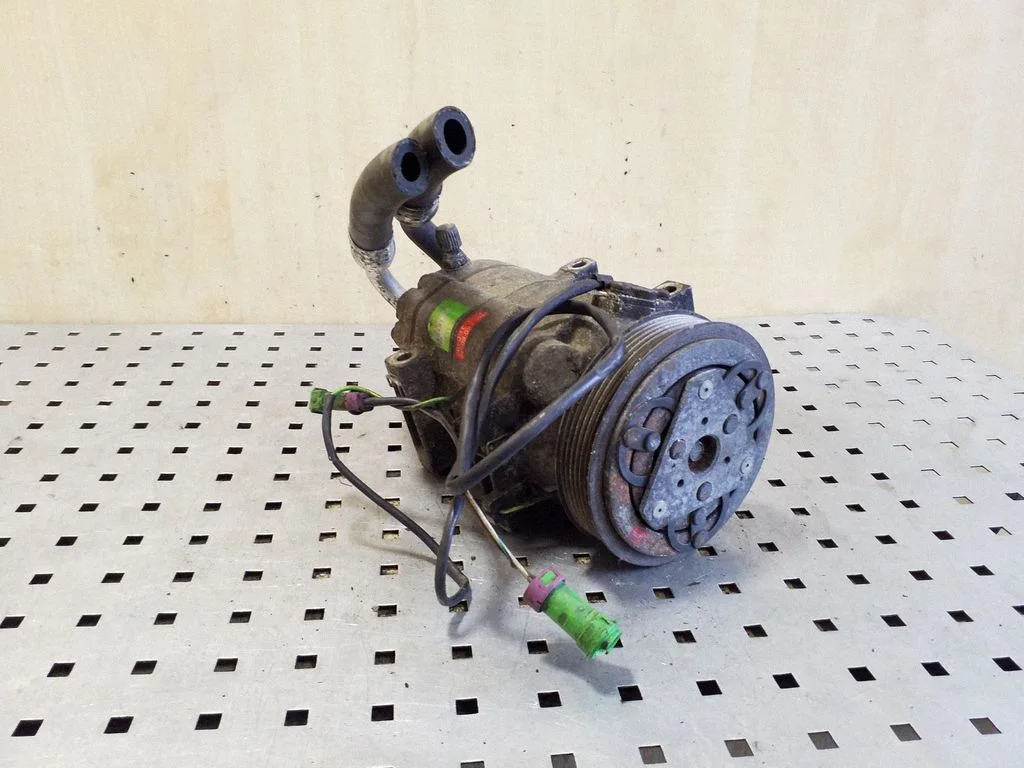 Kliimakompressor (pump) 4A0260805AB