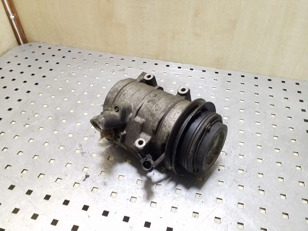 Air conditioning (A/C) compressor (pump) 4472203657