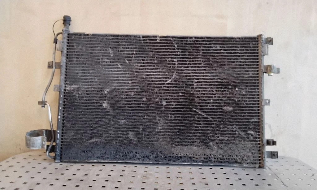 A/C cooling radiator (condenser) – Volvo XC90 (2003-2006)