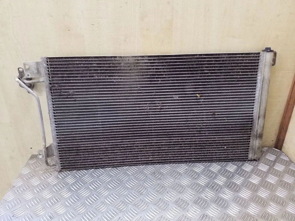 Kliimaseadme jahutusradiaator (kondensaator) 7H0820411E