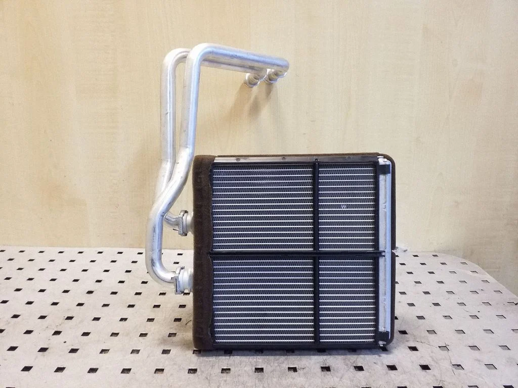 A/C cooling radiator (condenser)