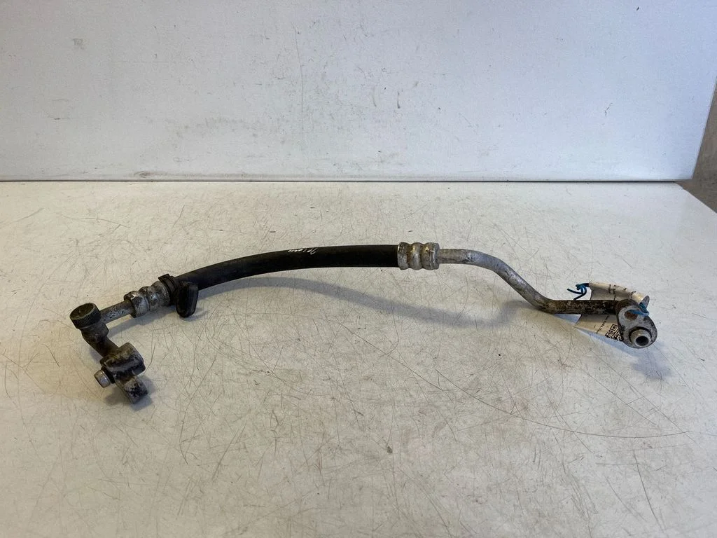 Air conditioning (A/C) pipe/hose