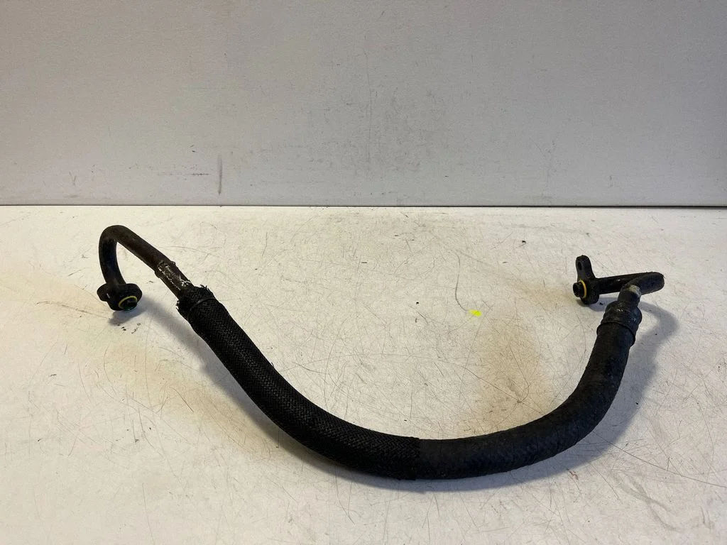 Air conditioning (A/C) pipe/hose