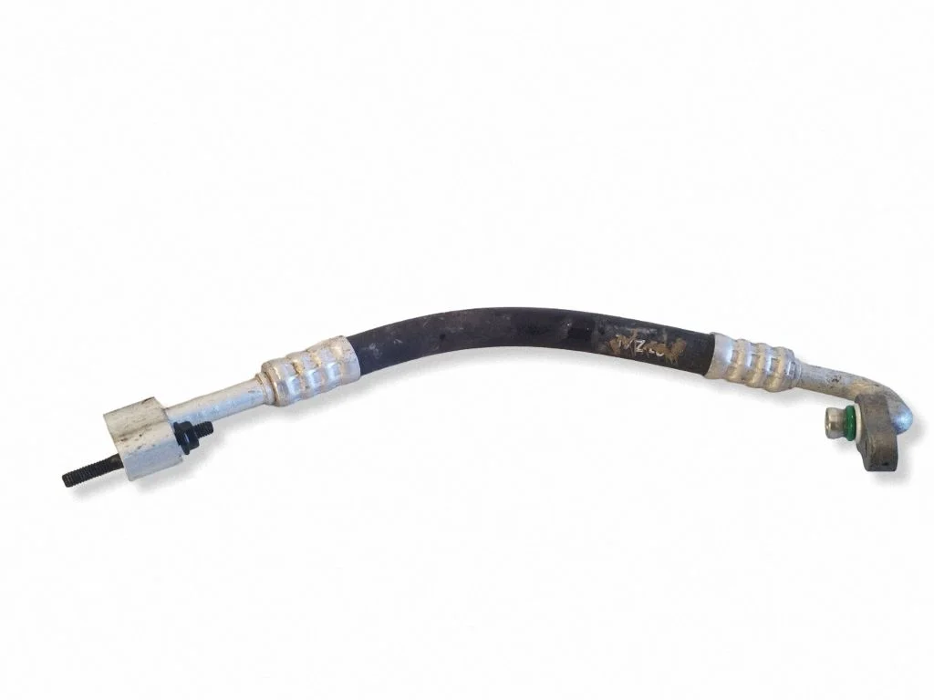 Air conditioning (A/C) pipe/hose