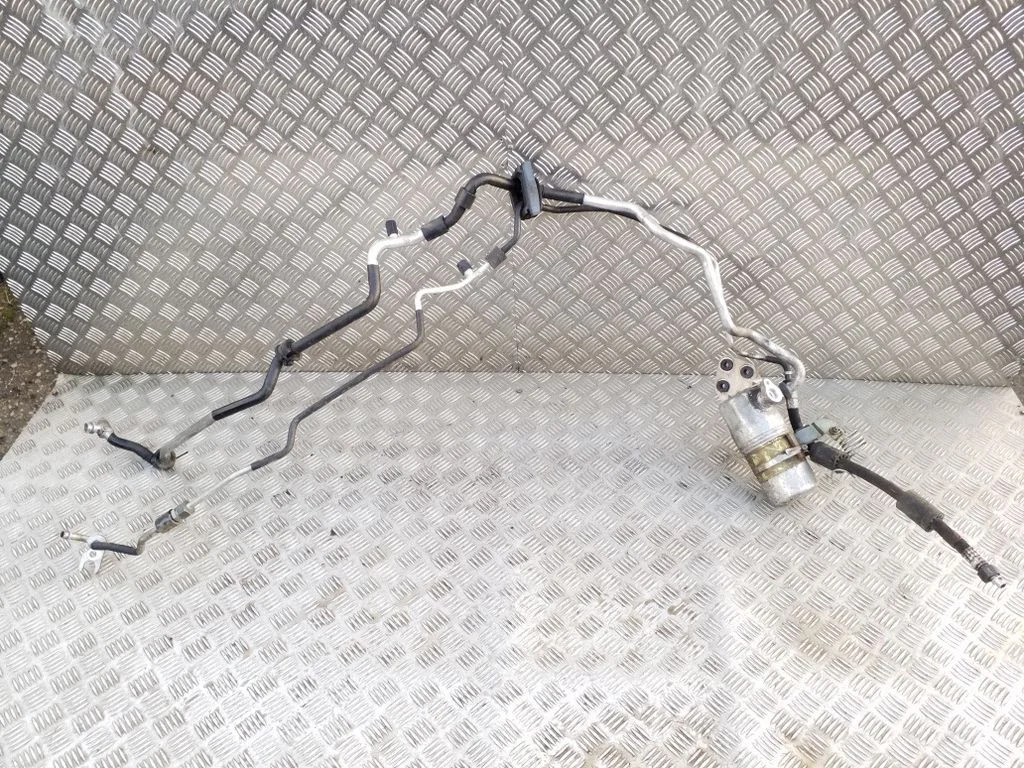 Przewody klimatyzacji 4Z8260712C – Audi A6 Allroad C5 (1999-2005)
