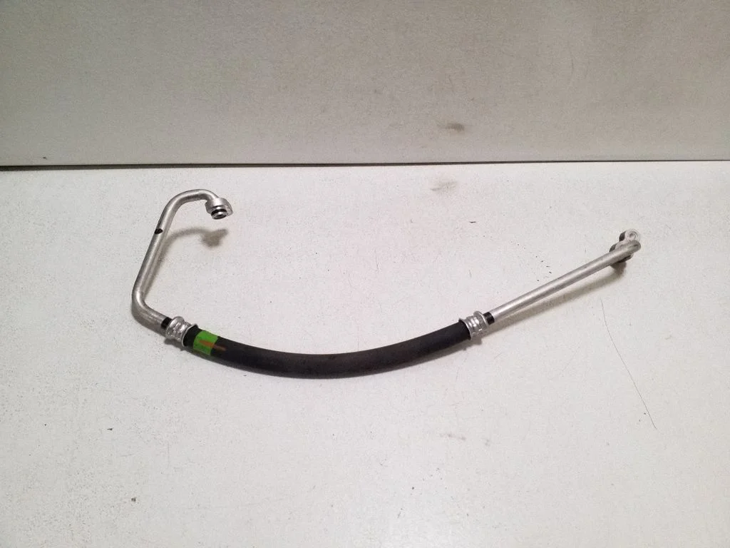 Air conditioning (A/C) pipe/hose