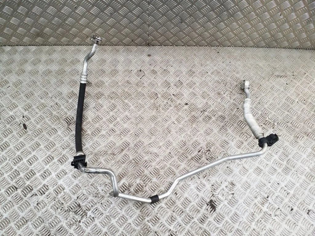 Air conditioning (A/C) pipe/hose 8U0820743C