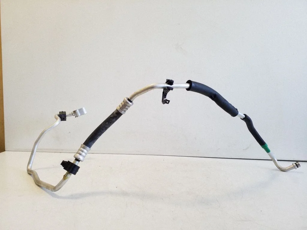Air conditioning (A/C) pipe/hose