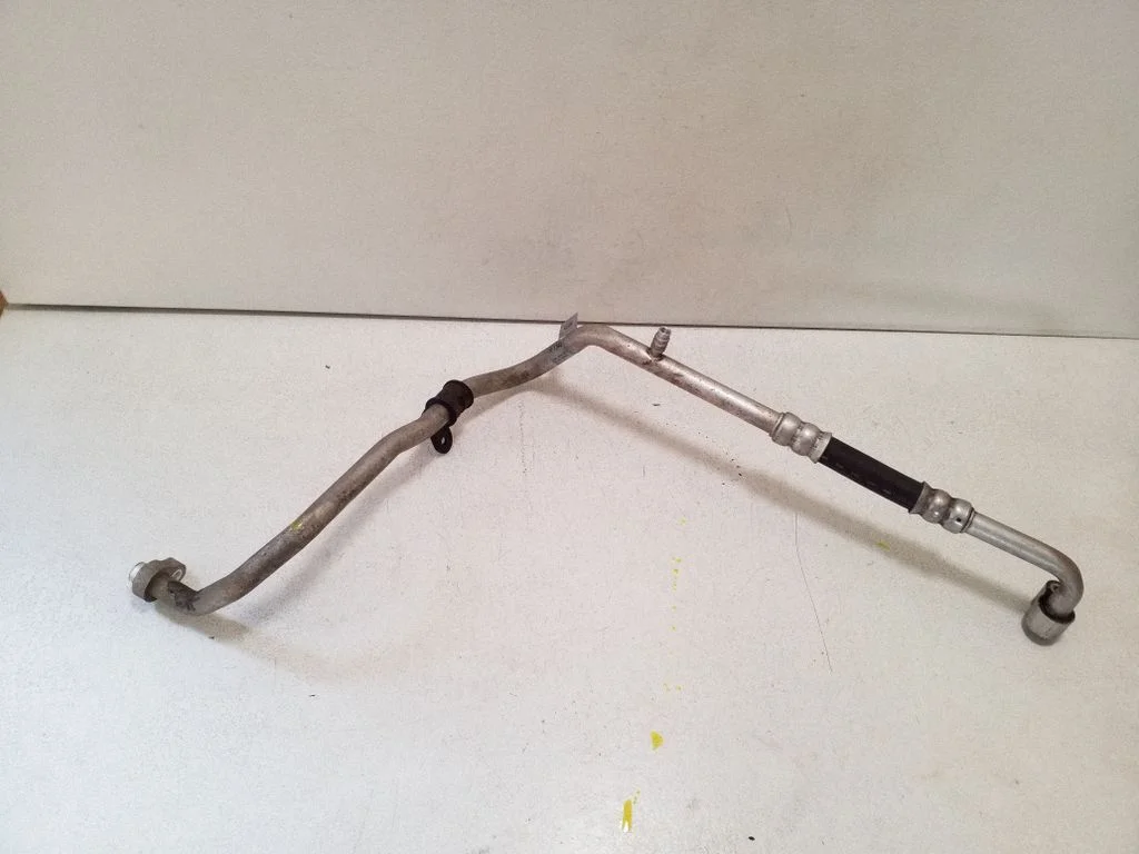 Air conditioning (A/C) pipe/hose 95489273