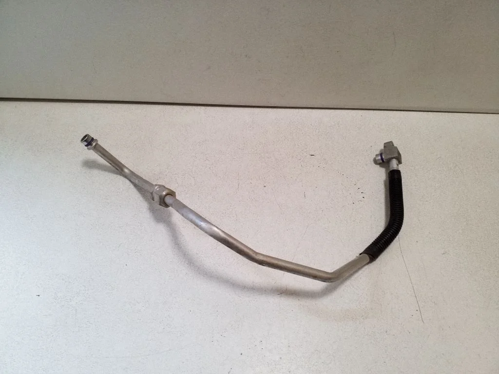 Air conditioning (A/C) pipe/hose 924443NL0B
