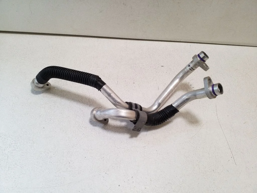 Air conditioning (A/C) pipe/hose F70449