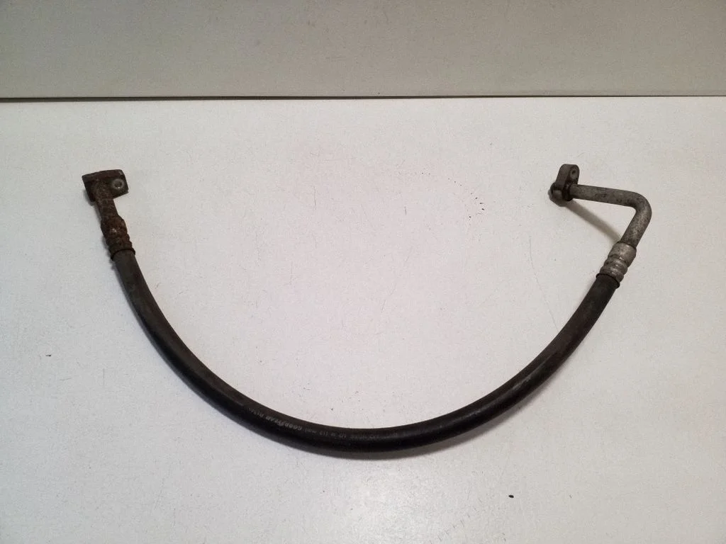 Air conditioning (A/C) pipe/hose