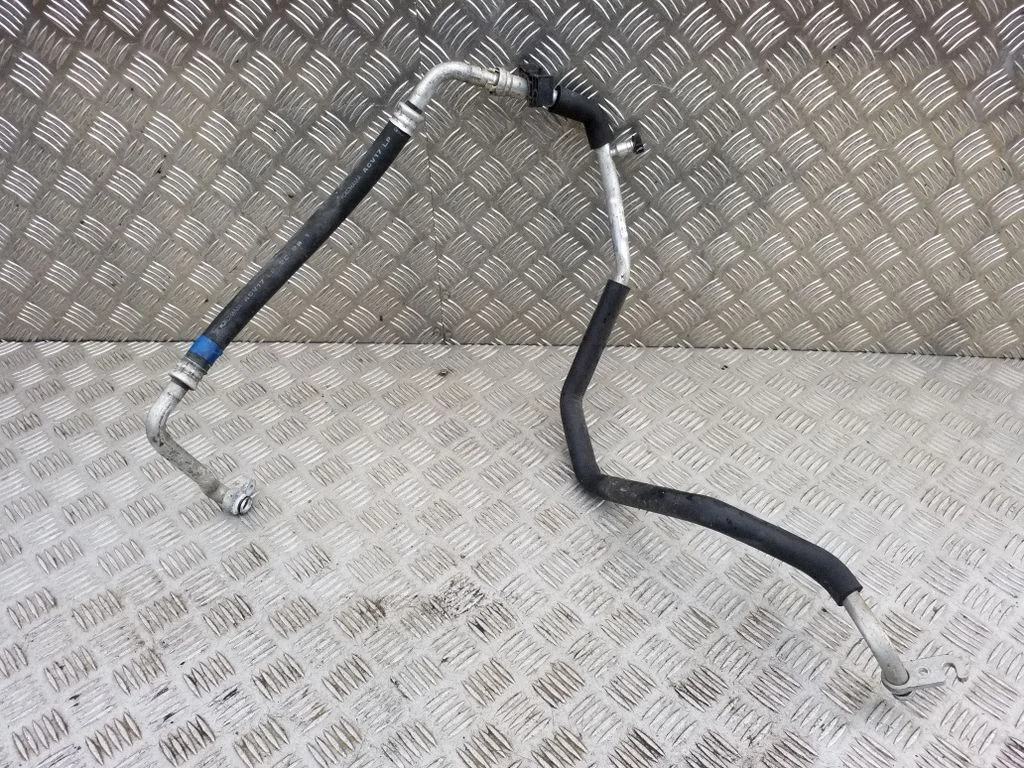 Air conditioning (A/C) pipe/hose 8870702530