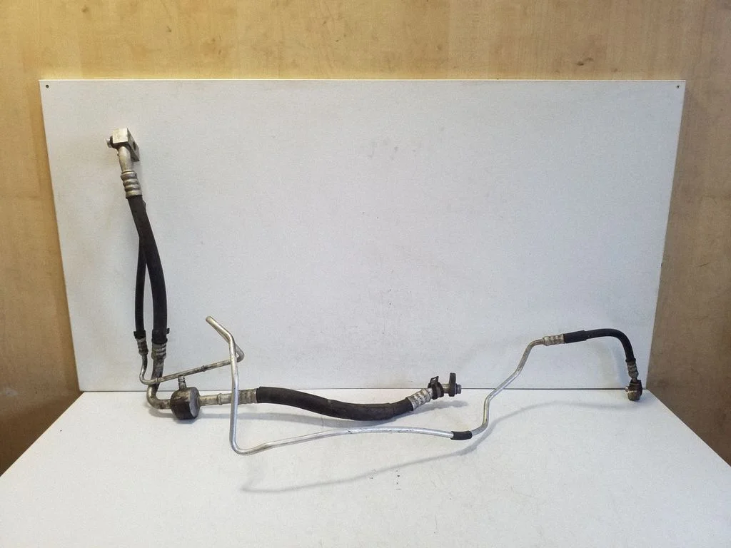 Air conditioning (A/C) pipe/hose 09130614