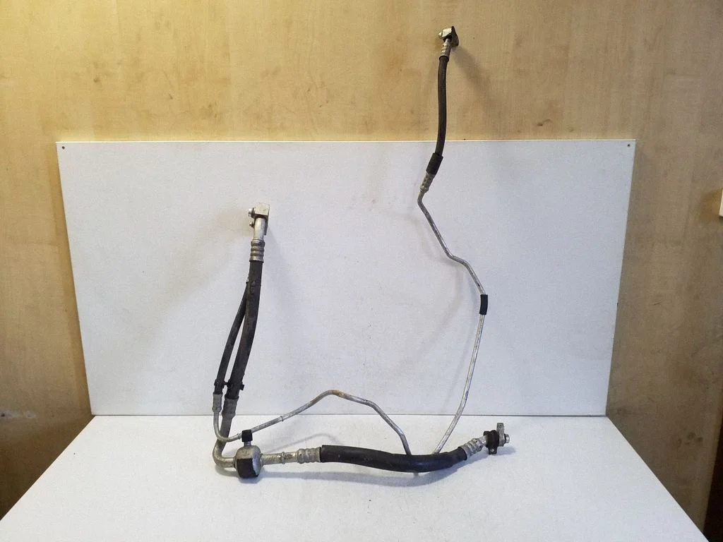 Air conditioning (A/C) pipe/hose 09130614