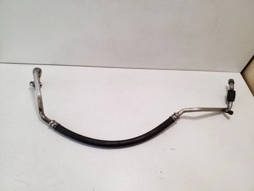 Air conditioning (A/C) pipe/hose