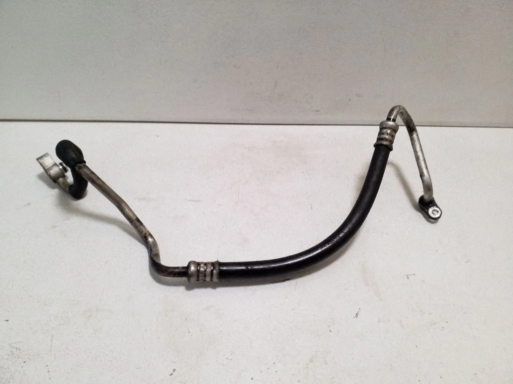Air conditioning (A/C) pipe/hose