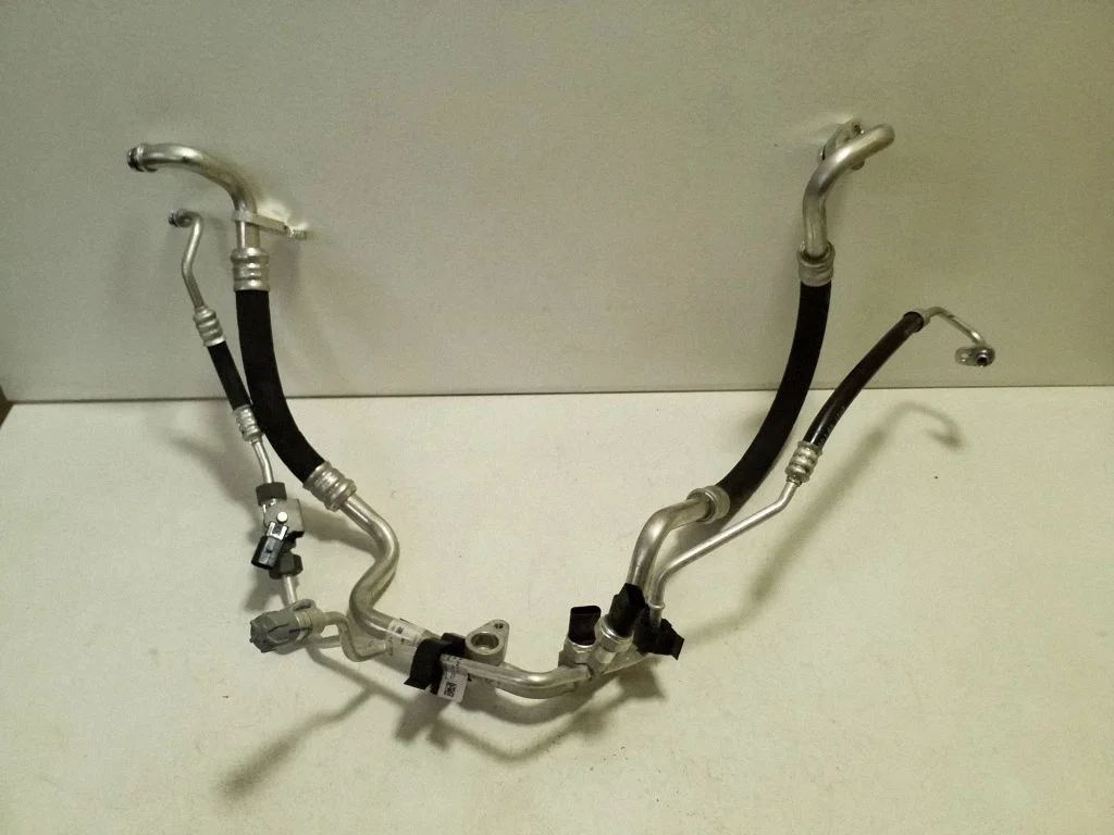 Air conditioning (A/C) pipe/hose 1EA816741L
