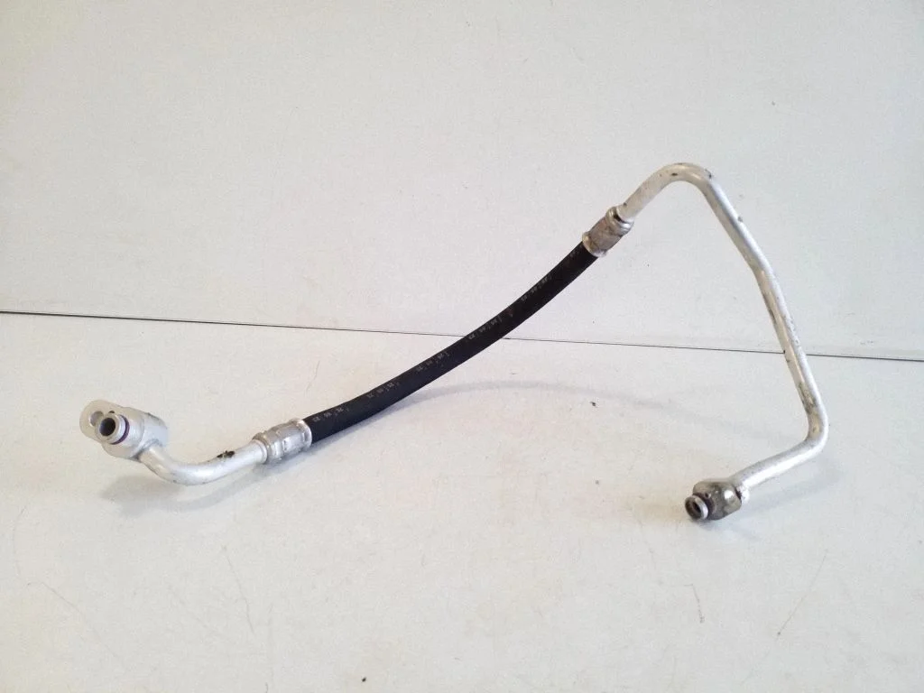 Air conditioning (A/C) pipe/hose 2Q0816721E