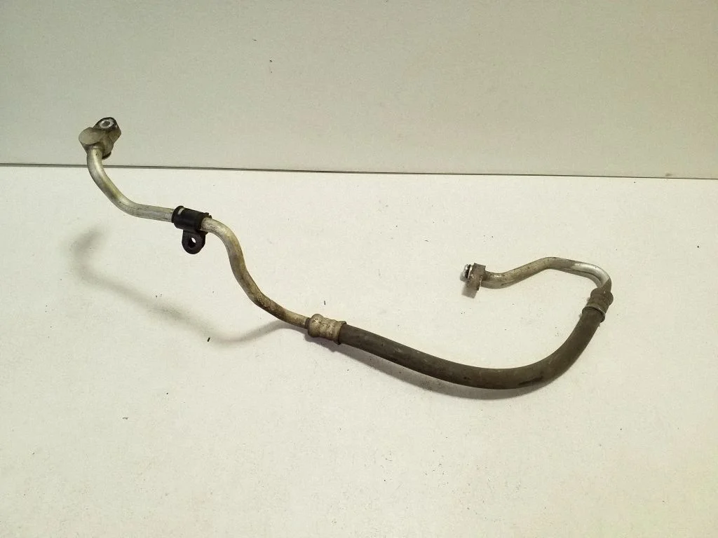 Air conditioning (A/C) pipe/hose