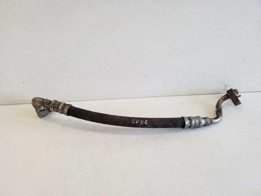 Air conditioning (A/C) pipe/hose