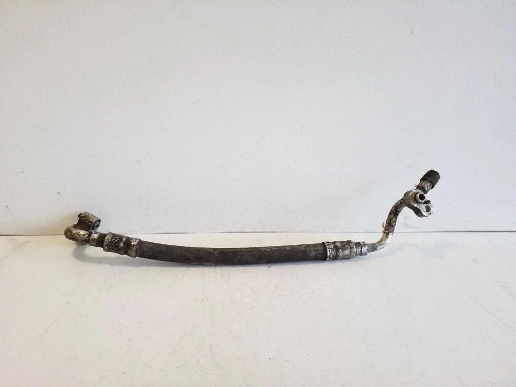 Air conditioning (A/C) pipe/hose