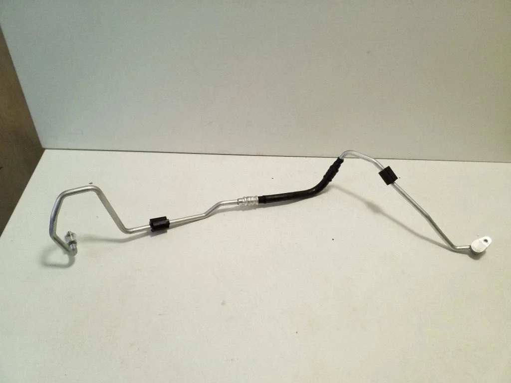 Air conditioning (A/C) pipe/hose