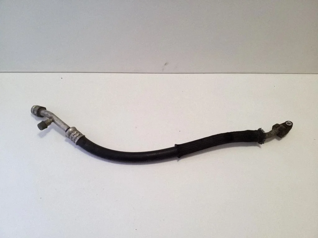 Air conditioning (A/C) pipe/hose