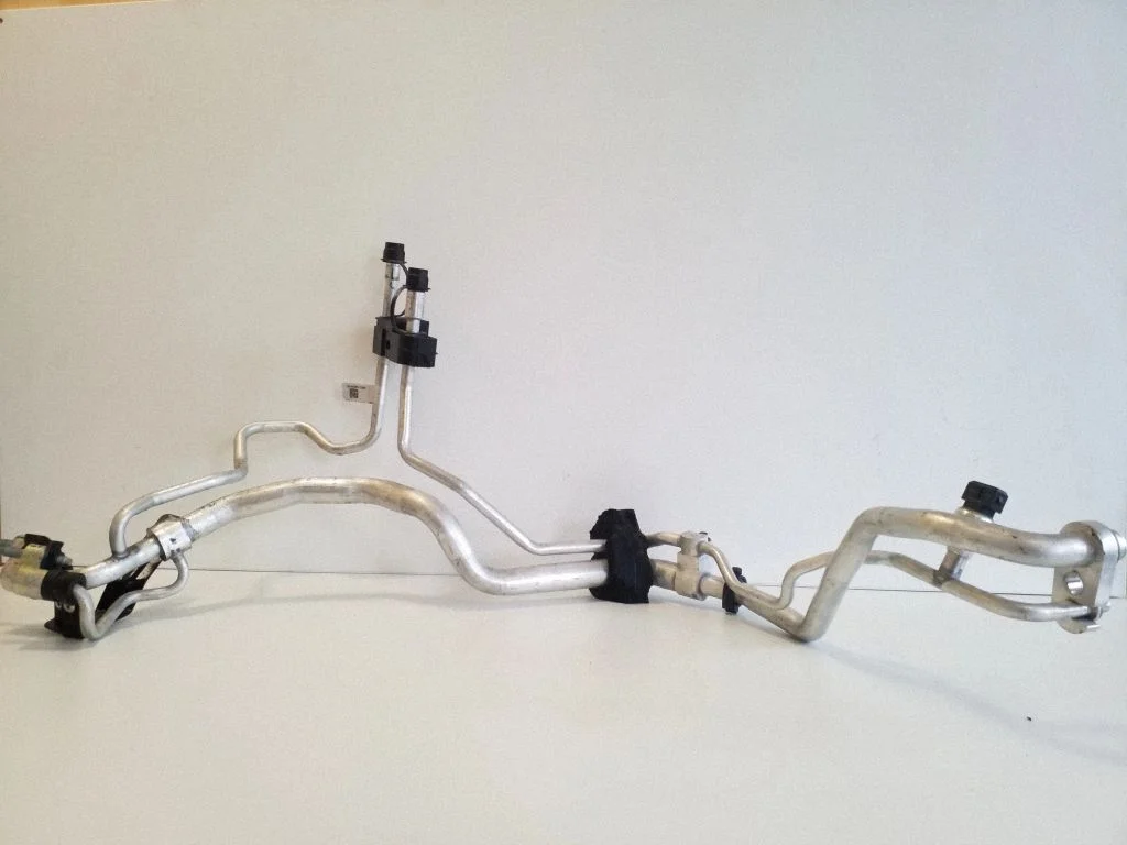 Air conditioning (A/C) pipe/hose K8D219A834BC