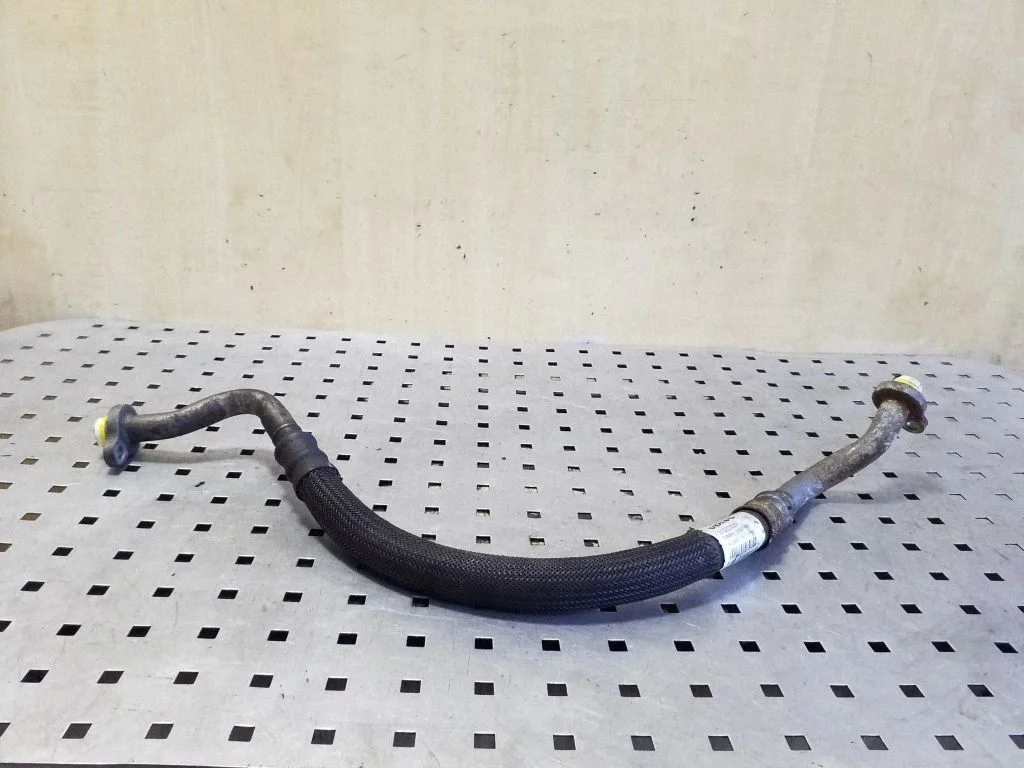 Air conditioning (A/C) pipe/hose 31332529