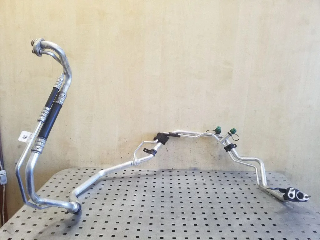 Air conditioning (A/C) pipe/hose CPLA19A834CE