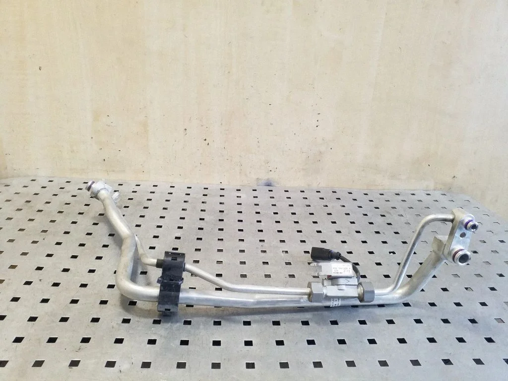 Air conditioning (A/C) pipe/hose 5Q1816738M
