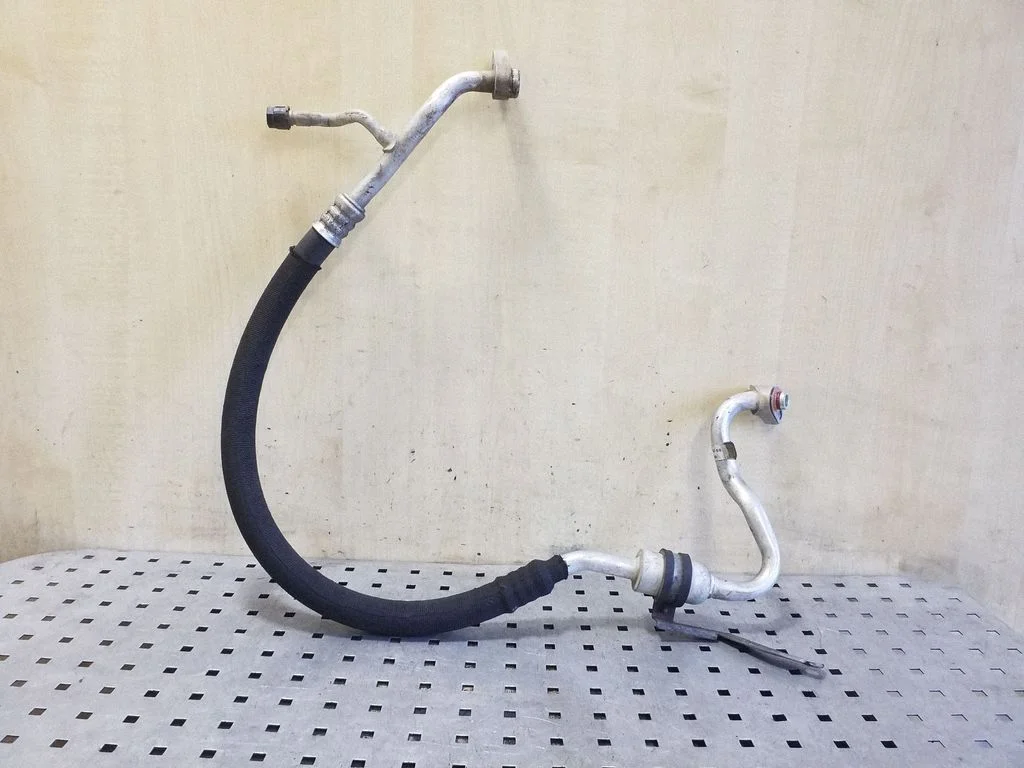 Air conditioning (A/C) pipe/hose E1GH19N602BB
