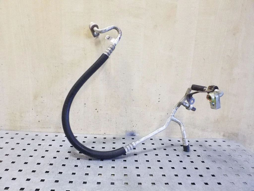 Air conditioning (A/C) pipe/hose DS7H19N601FD