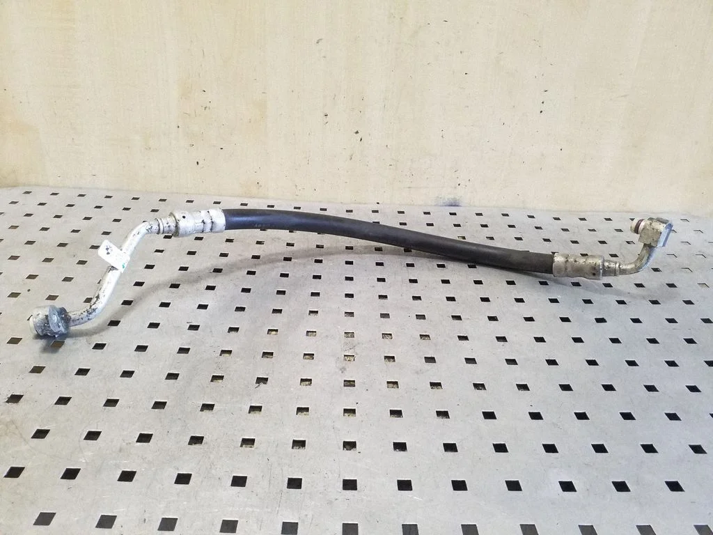 Air conditioning (A/C) pipe/hose 9228239
