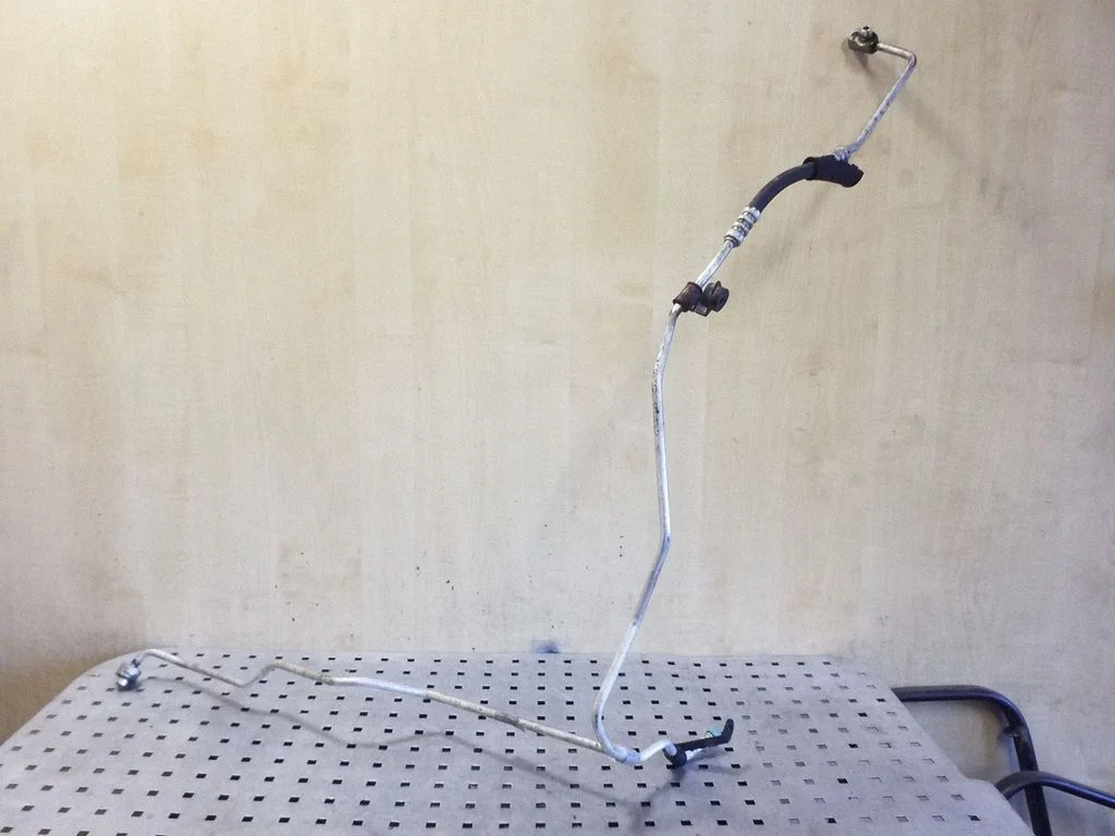 Air conditioning (A/C) pipe/hose 95910042