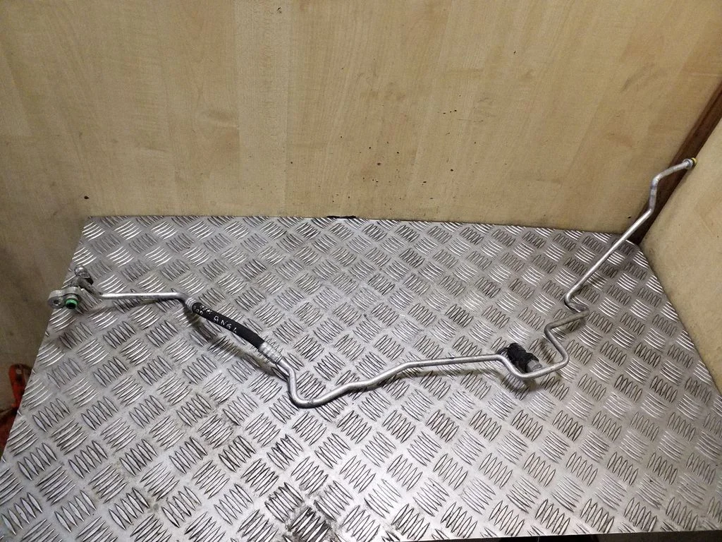 Air conditioning (A/C) pipe/hose 9181854